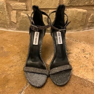 Steve Madden black and silver with rhinestones ankle strap shoes 6 1/2